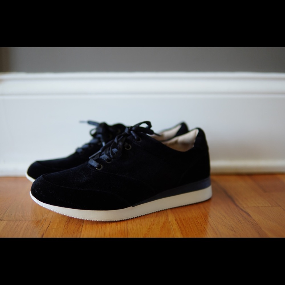NWOT Black Velvet Lace Up Fashion Sneaker